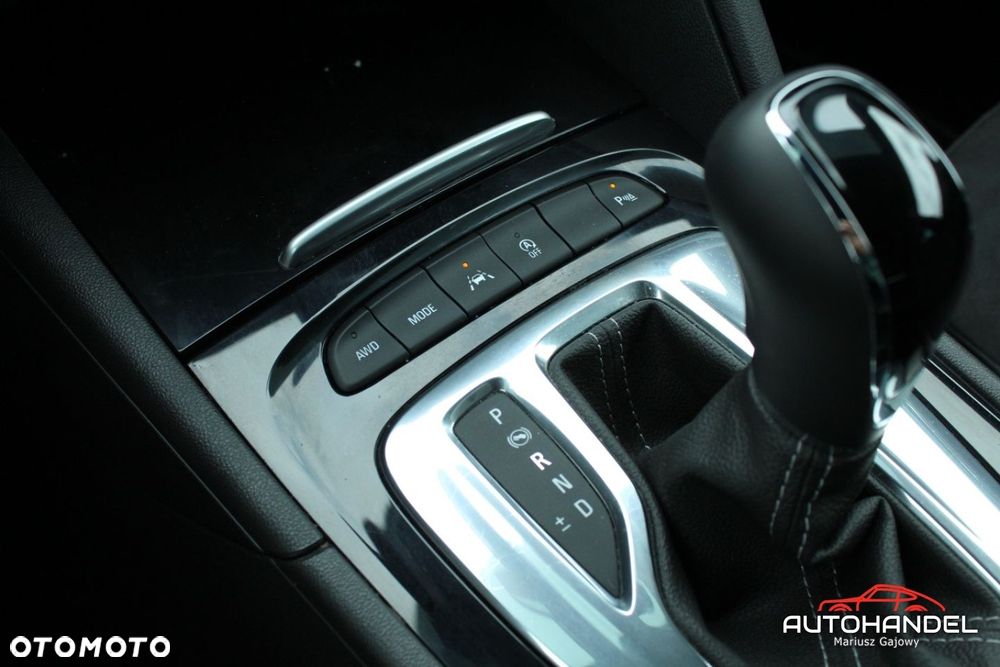 Opel Insignia - 21
