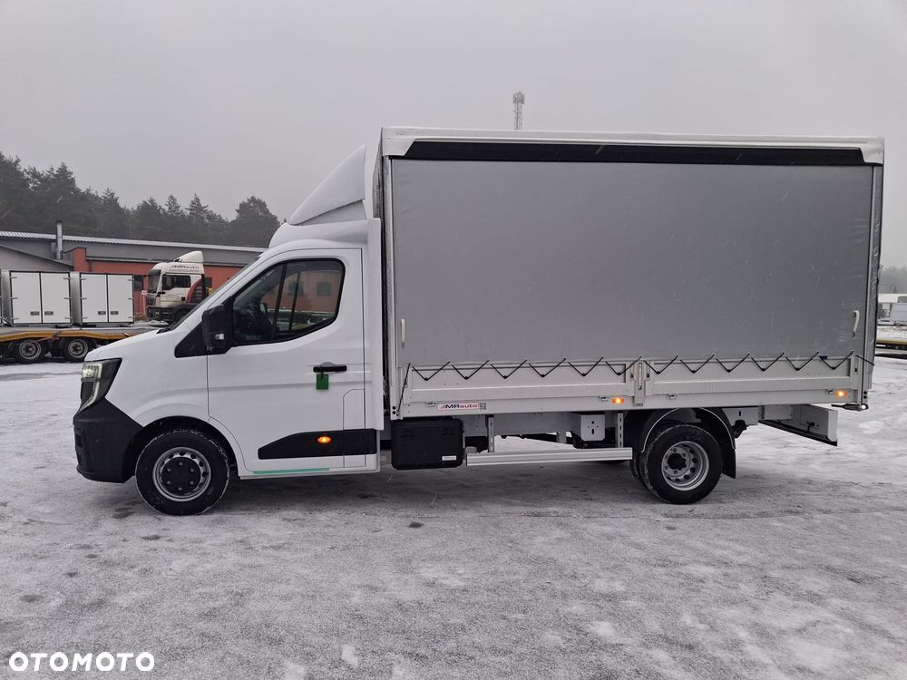 Renault Nowy Master - 4