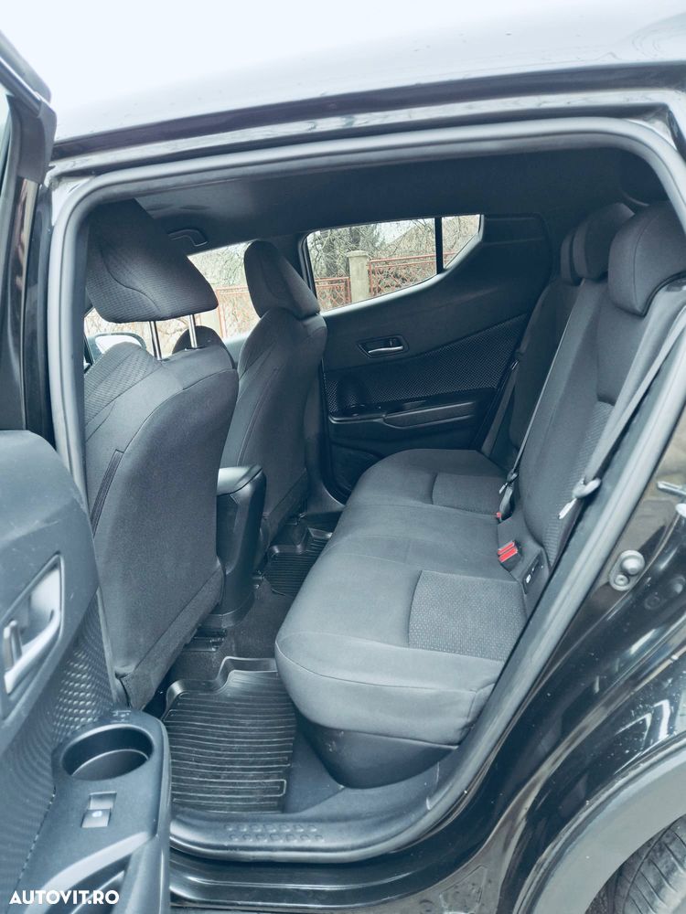 Toyota C-HR Hybrid Style - 16