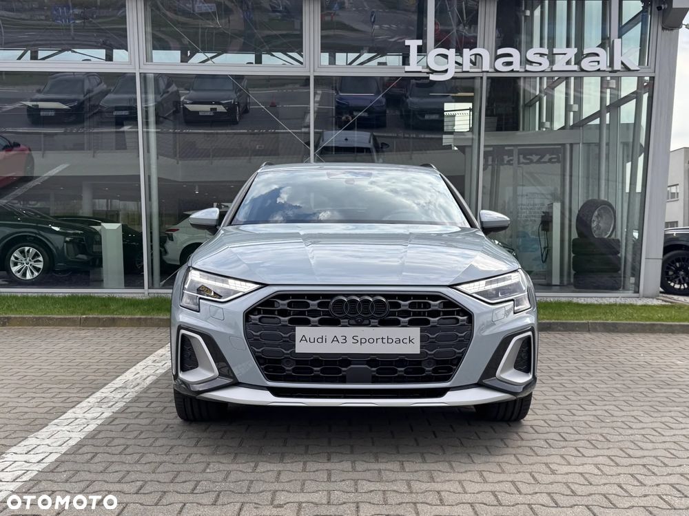 Audi A3 Allstreet - 3