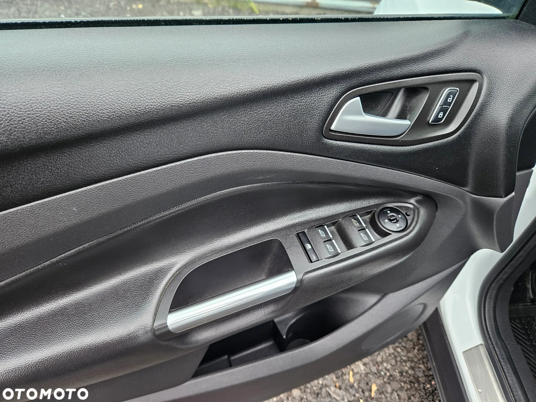 Ford Kuga 1.5 EcoBoost FWD Titanium ASS - 8