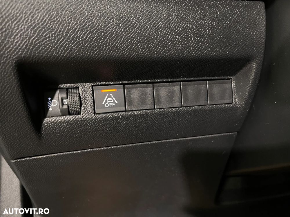 Peugeot 2008 1.5 BlueHDI FAP Active - 21