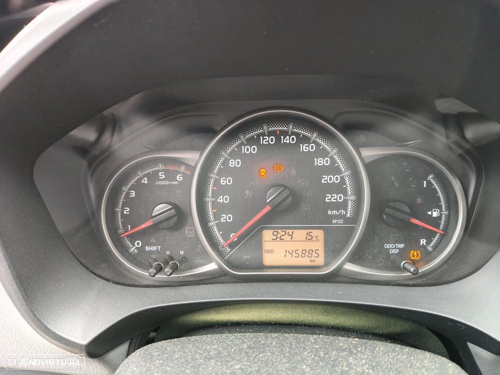 Toyota Yaris 1.4 D-4D Comfort - 2