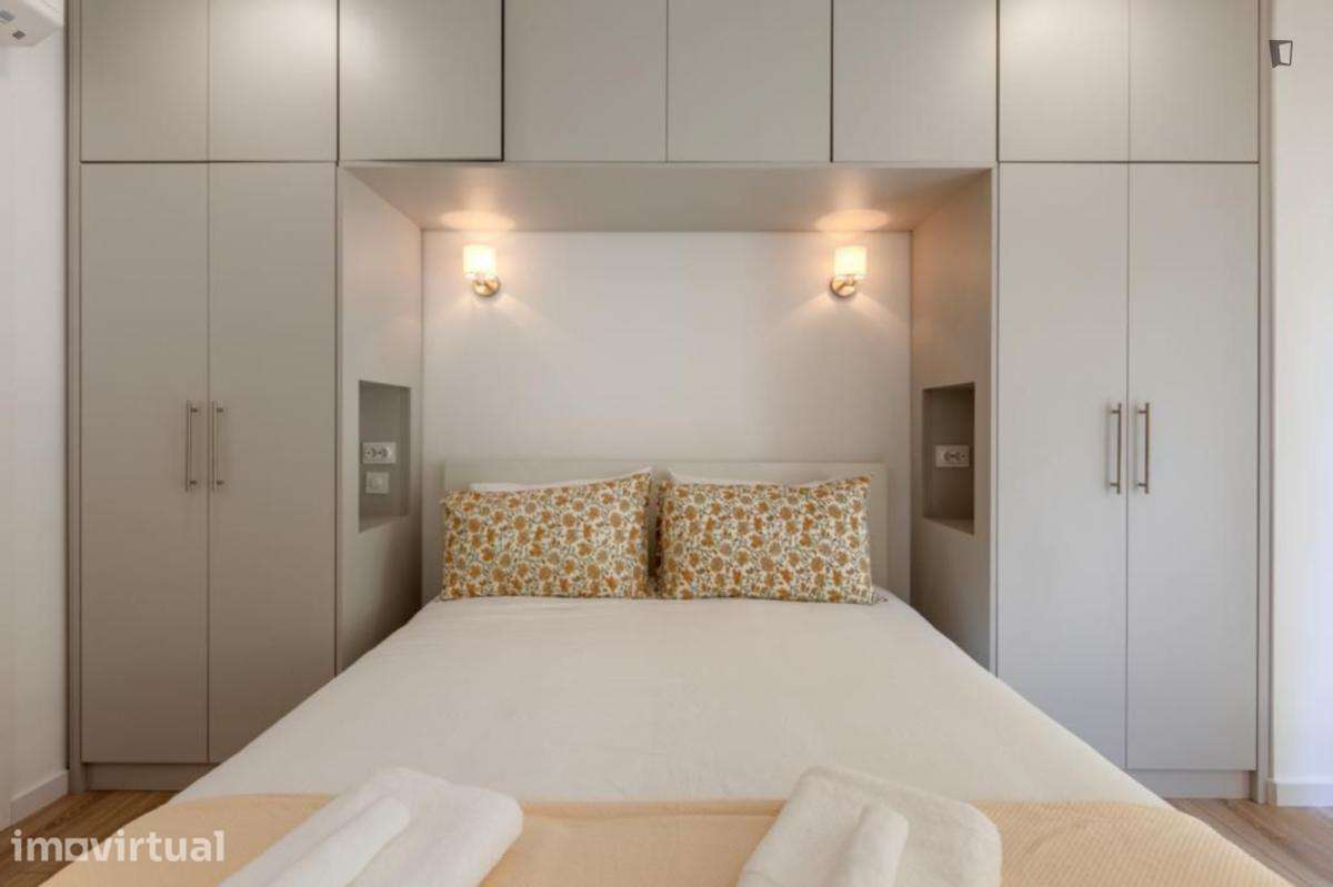 Quarto - localizado em Arroios Lisbon - Grande imagem: 4/18