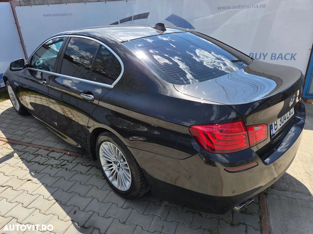 BMW Seria 5 520d Aut. Edition Fleet Sport - 13