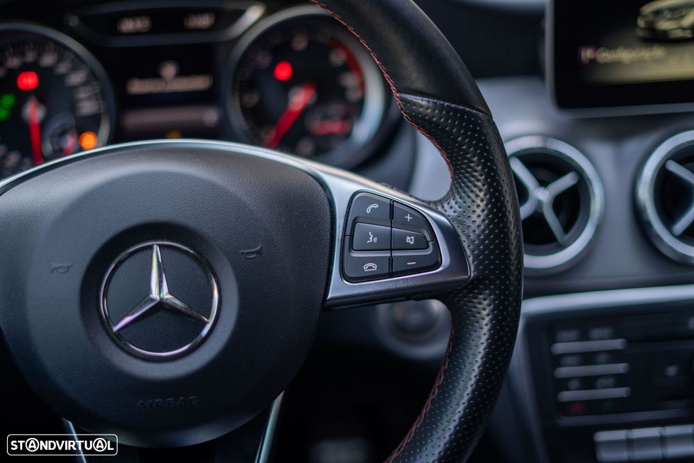 Mercedes-Benz CLA 180 d AMG Line - 10