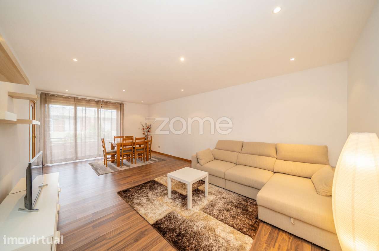 Apartamento T2 com garagem na Póvoa de Varzim - Grande imagem: 2/39