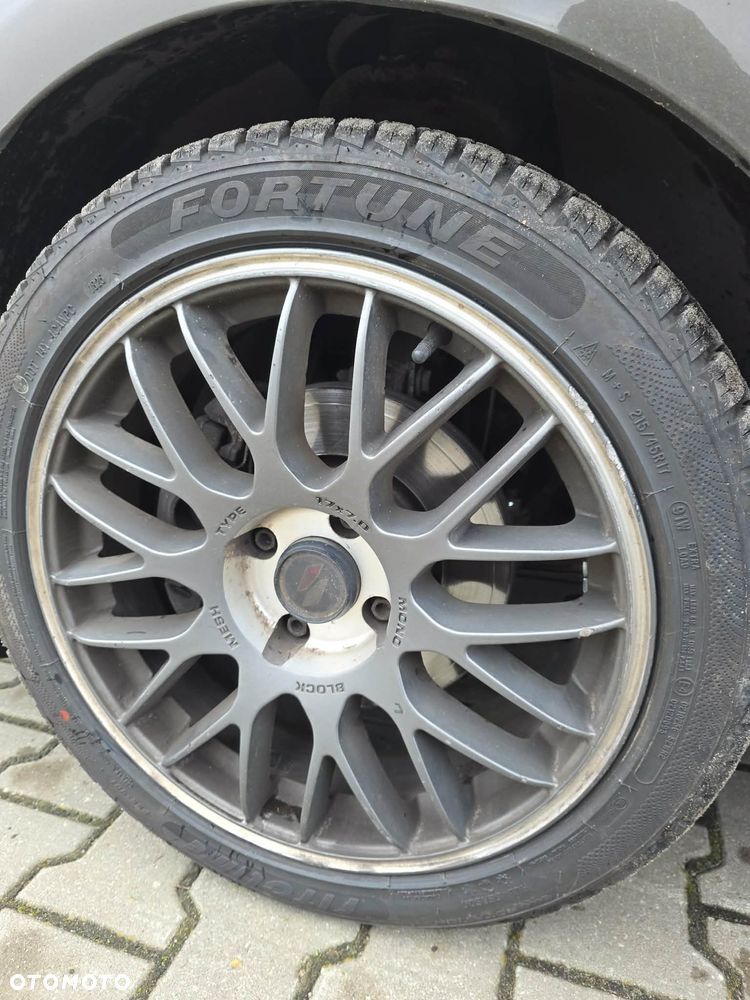 Citroën C4 HDi 115 Attraction - 21