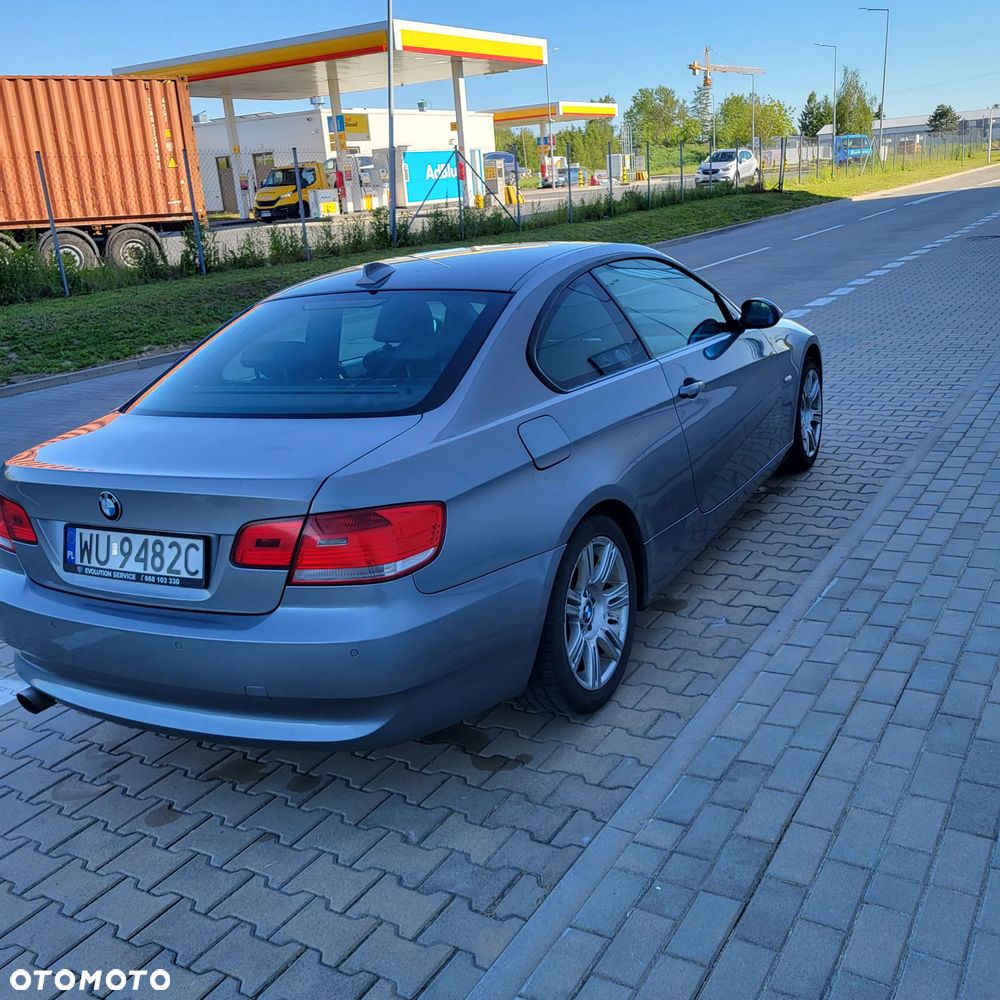 BMW Seria 3 320d DPF - 6