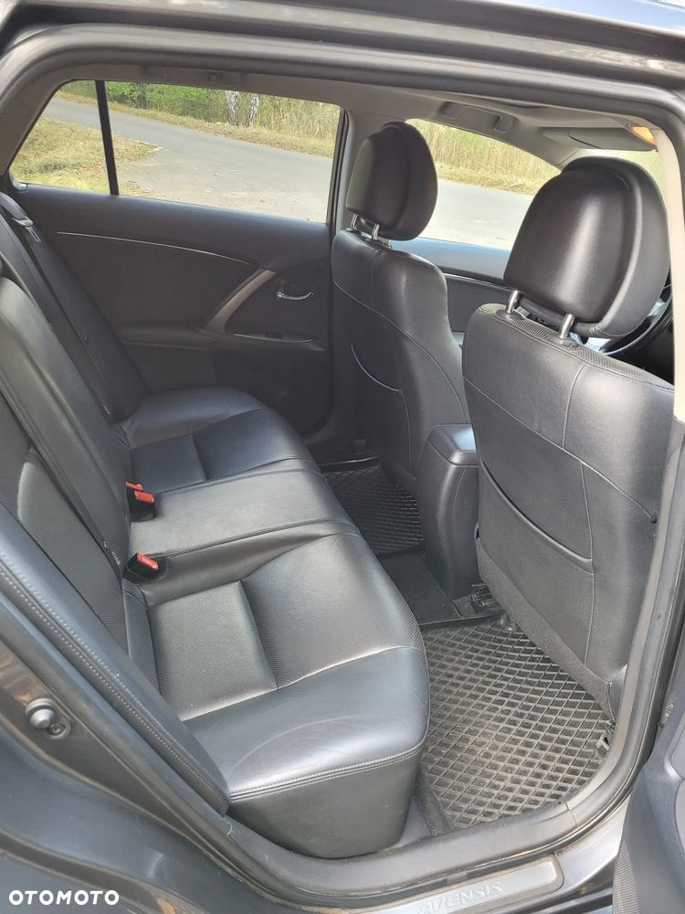 Toyota Avensis 1.8 Prestige MS - 8