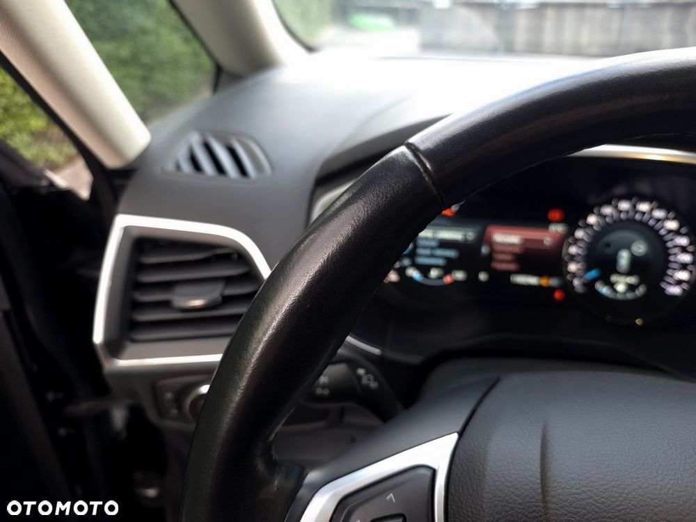 Ford Galaxy 2.0 EcoBlue Titanium - 23