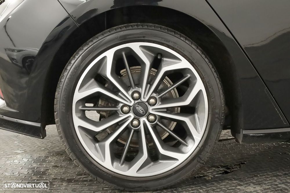 Ford Focus 1.0 EcoBoost MHEV ST-Line - 6