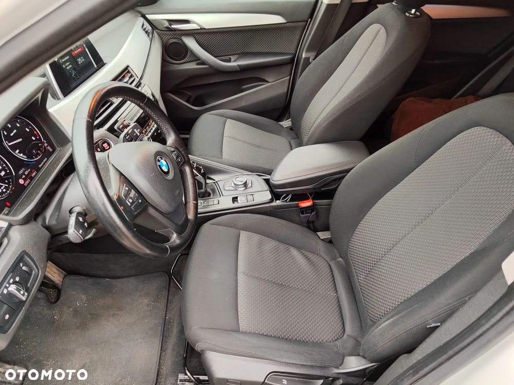 BMW X1 xDrive20d Advantage sport - 12