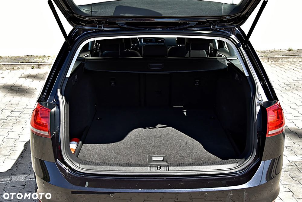 Volkswagen Golf 1.4 TSI BMT Comfortline - 12