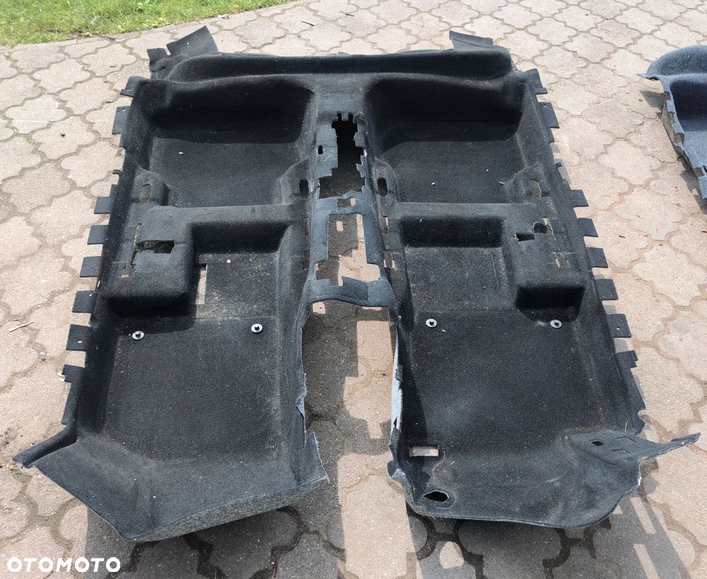 Jetta VI dywan wnętrza wykładzina EU 2010-18r Volkswagen - 1