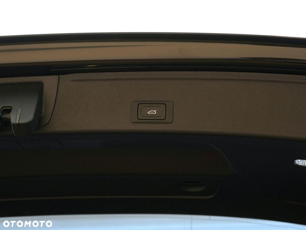 Audi A4 Avant - 11