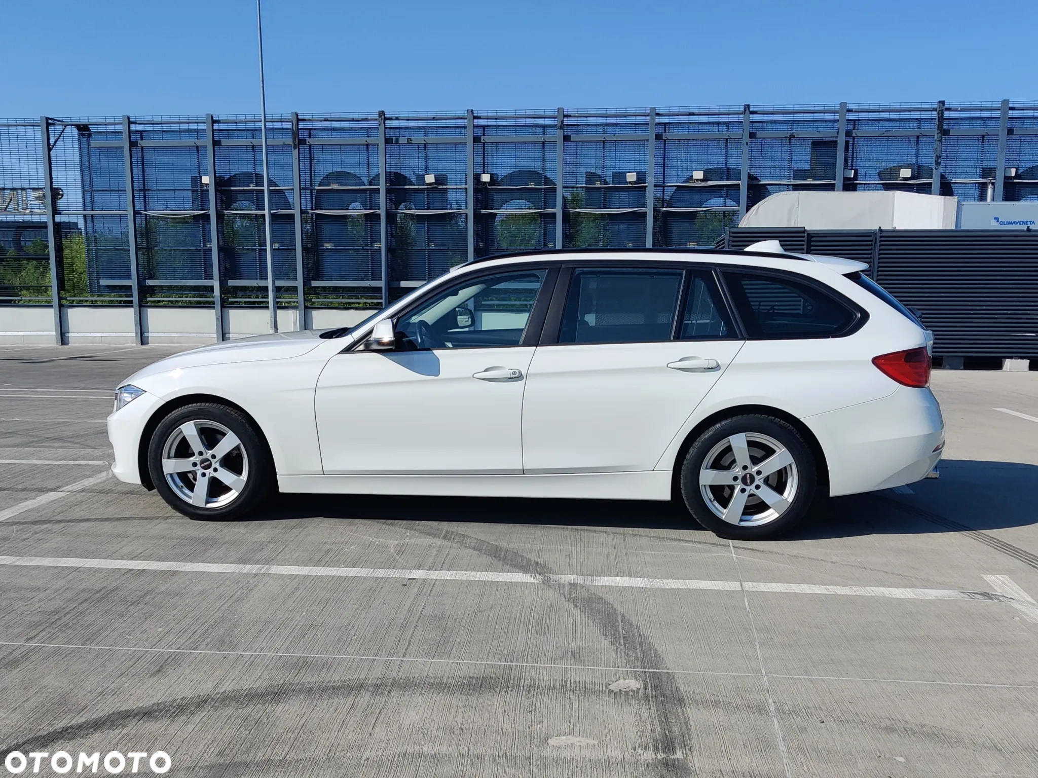 BMW Seria 3 316d Luxury Line EU6 - 4
