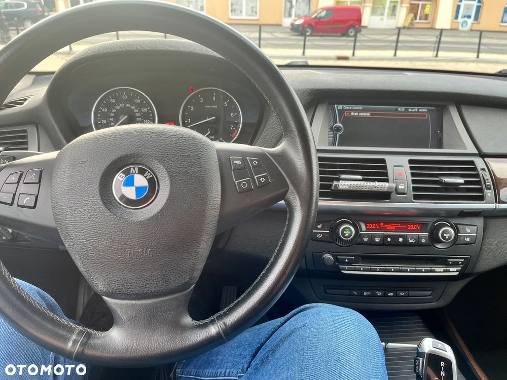 BMW X5 xDrive35i - 2