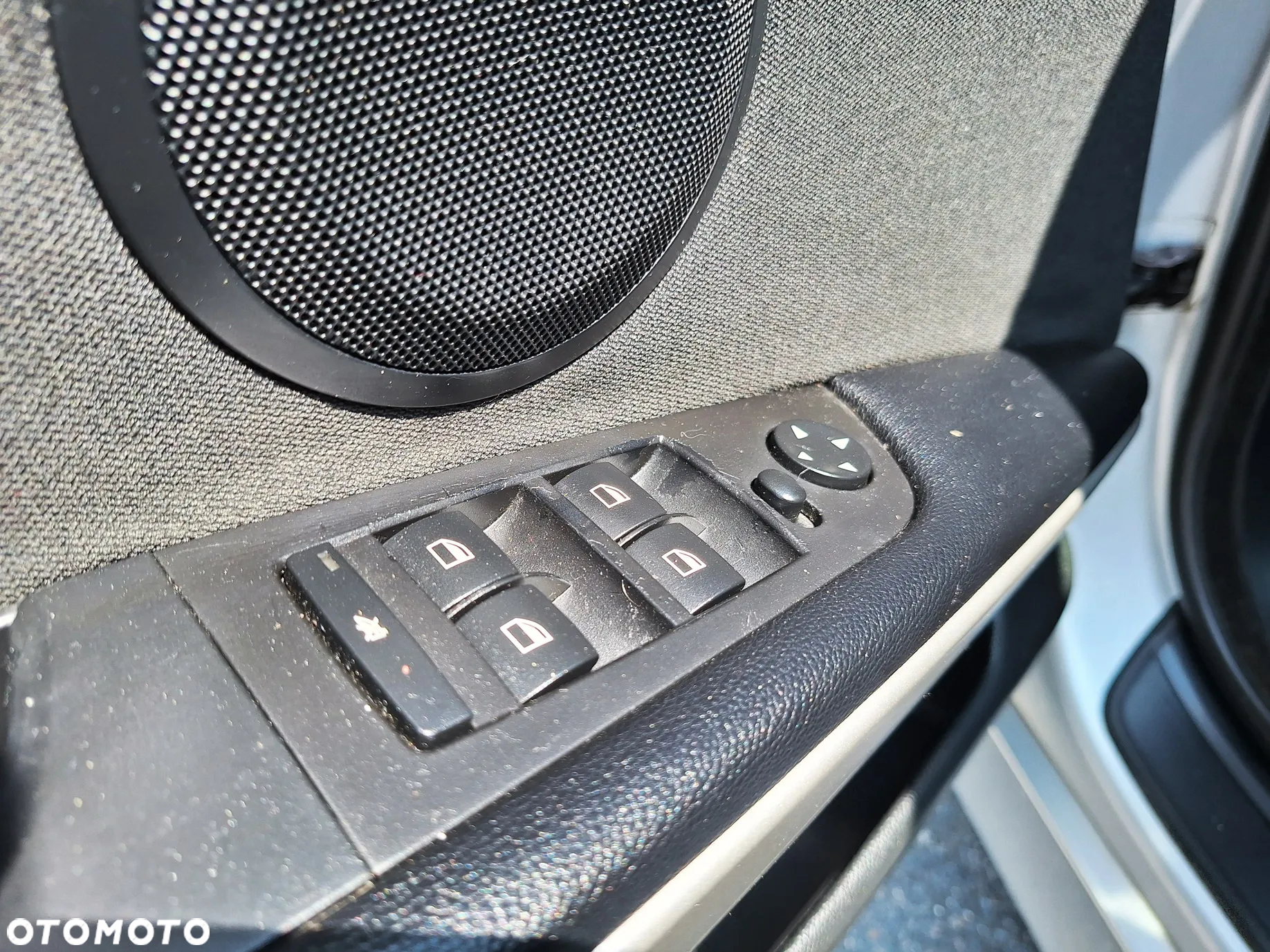 BMW Seria 3 318i - 26