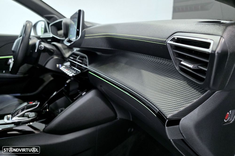 Peugeot 208 1.2 PureTech GT Line EAT8 - 24