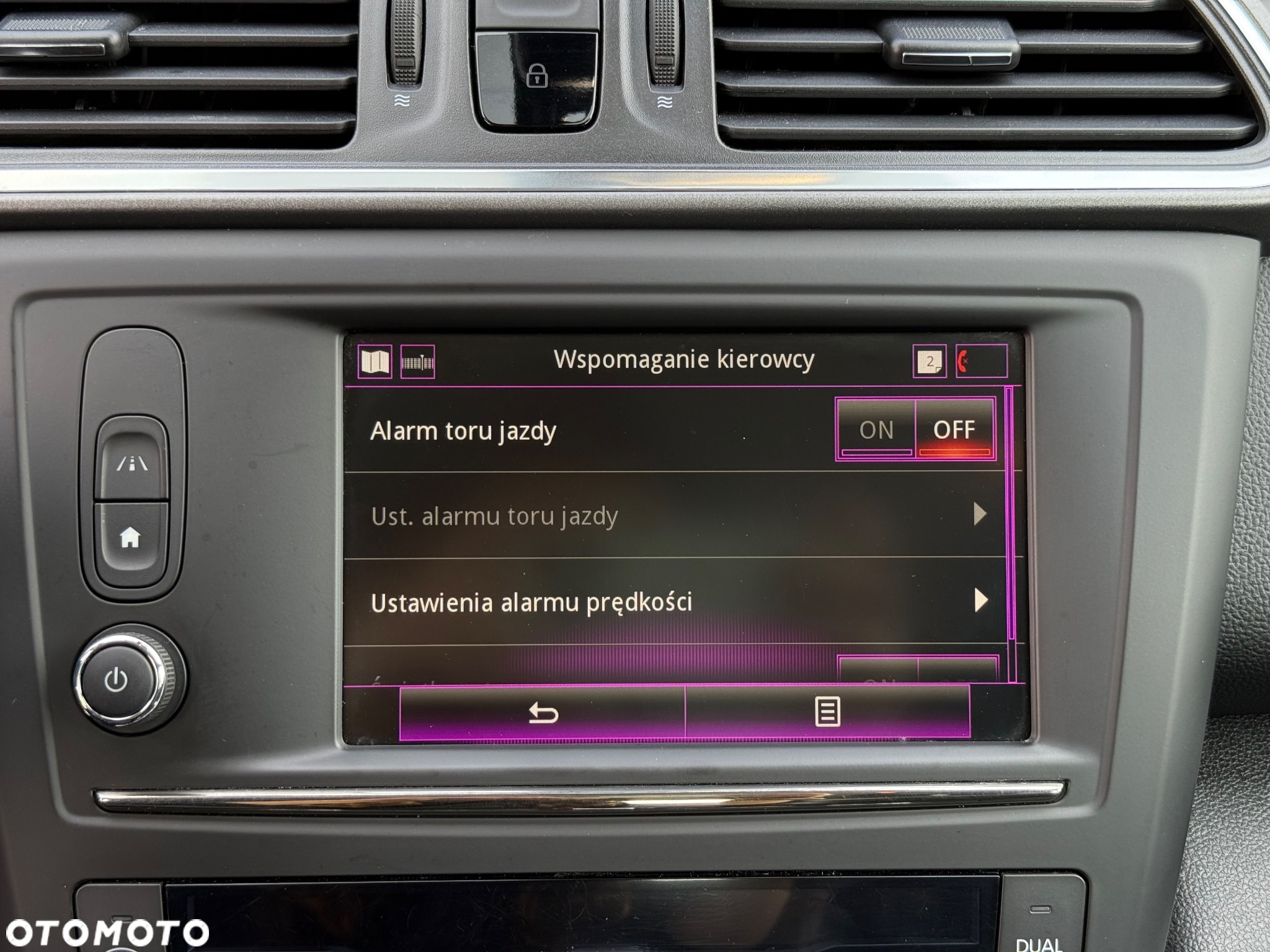 Renault Kadjar 1.2 Energy TCe Limited EDC - 23