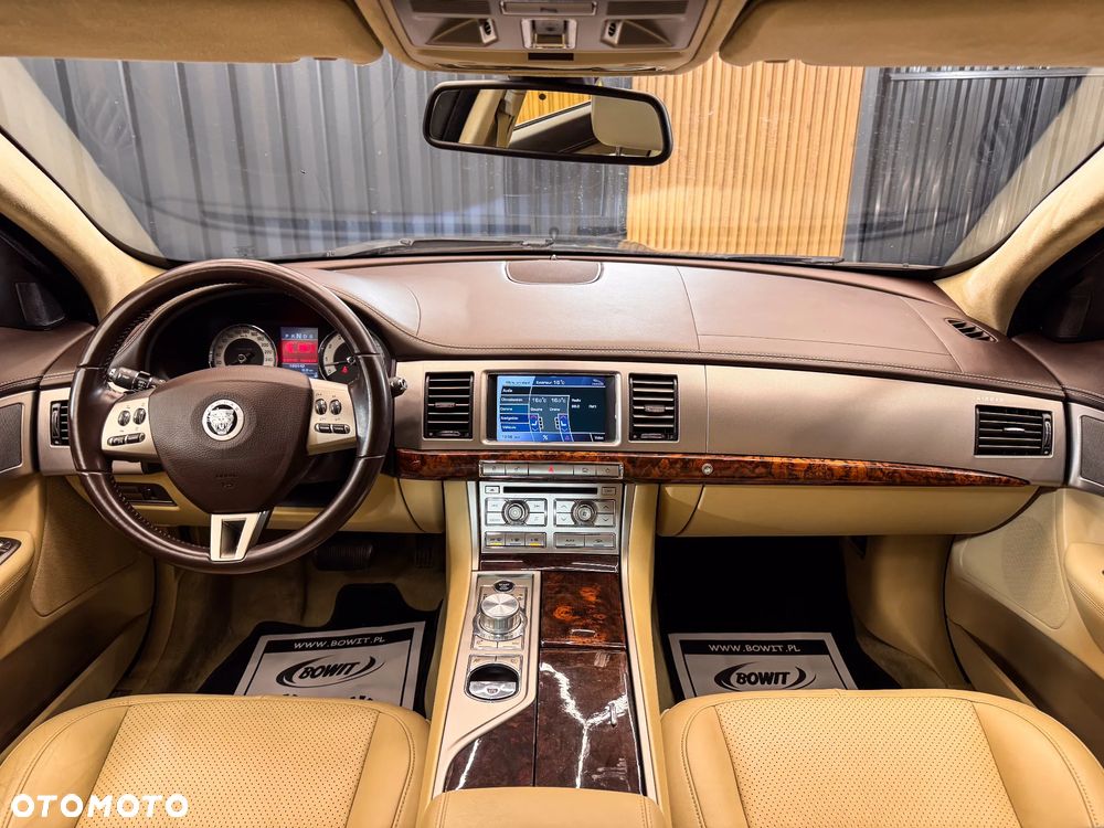 Jaguar XF 5.0 V8 Premium Luxury - 2