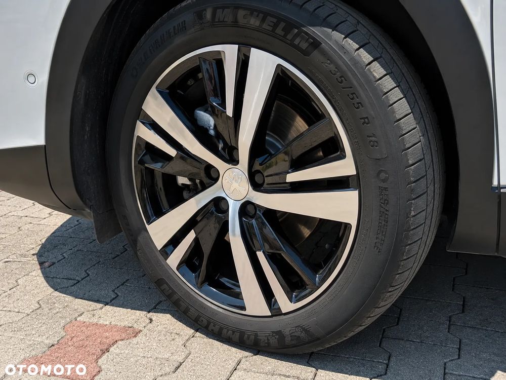 Peugeot 3008 1.6 PureTech Hybrid PHEV GT S&S EAT8 - 4