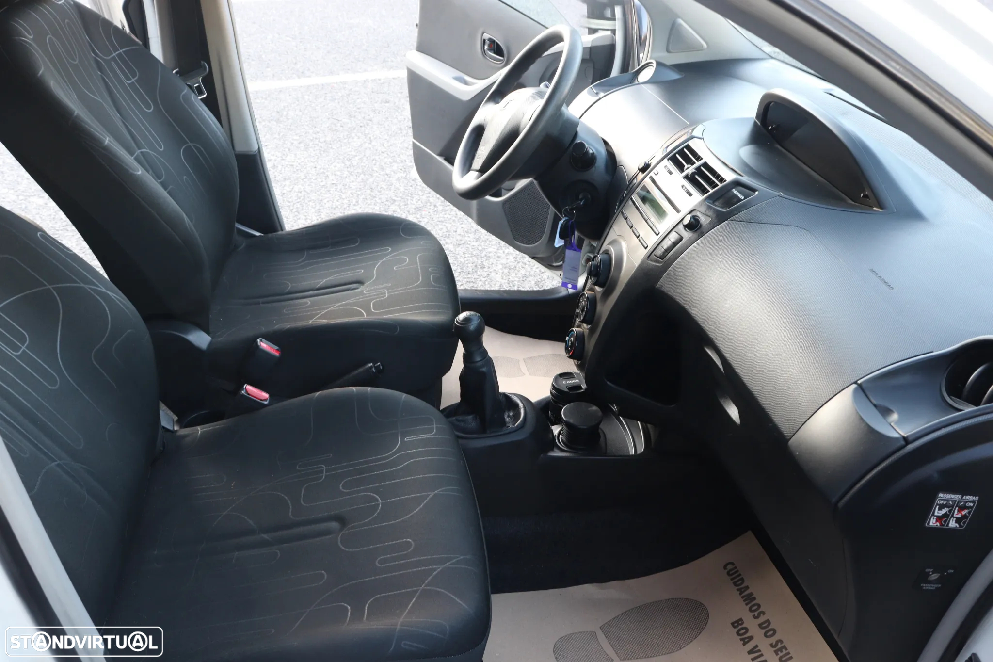 Toyota Yaris 1.0 VVT-i Comfort - 21