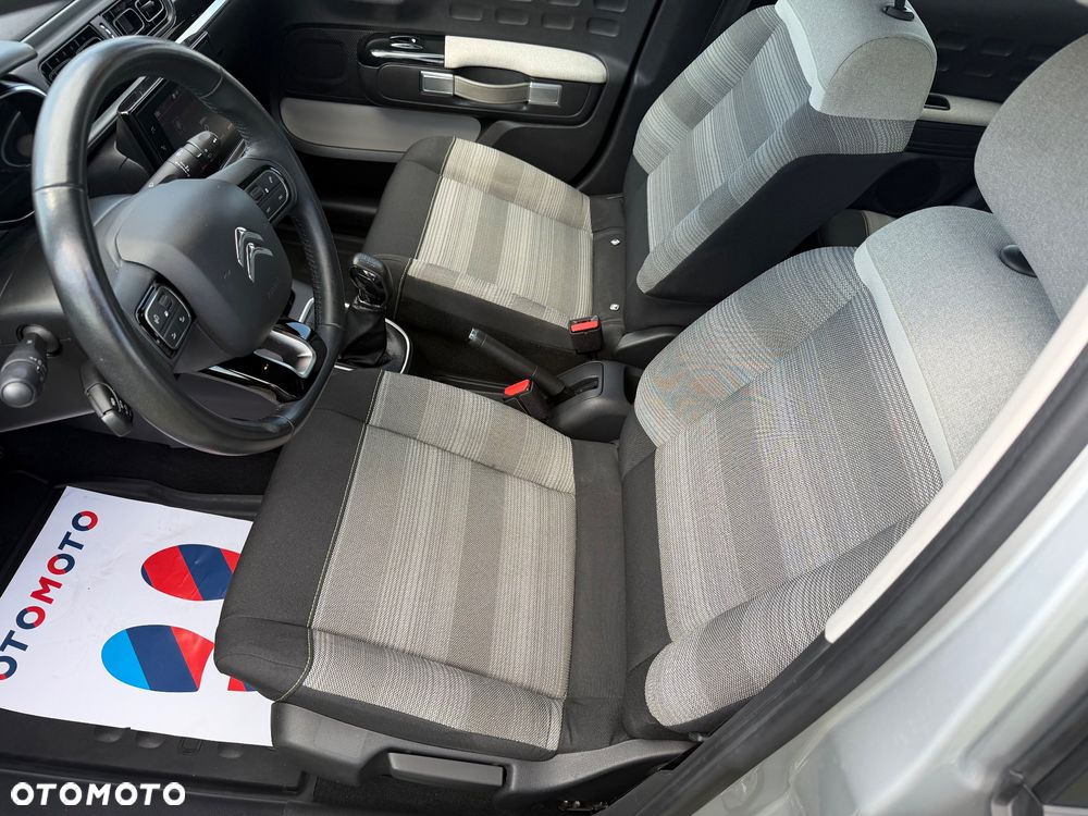 Citroën C3 Pure Tech 82 SHINE - 13