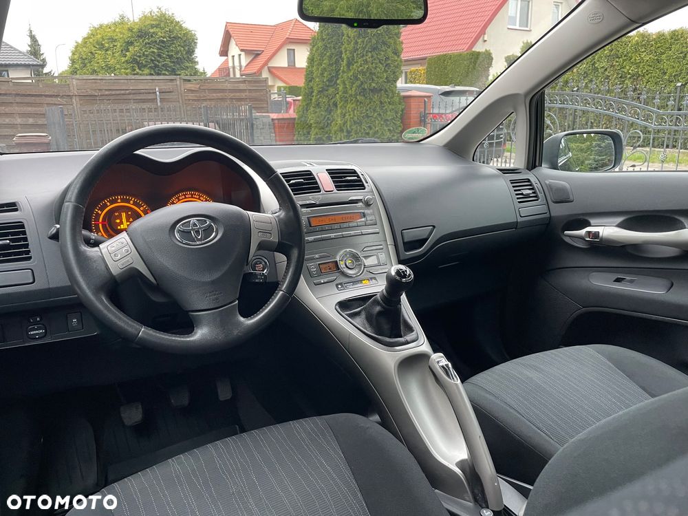 Toyota Auris 1.6 VVT-i Prestige - 21