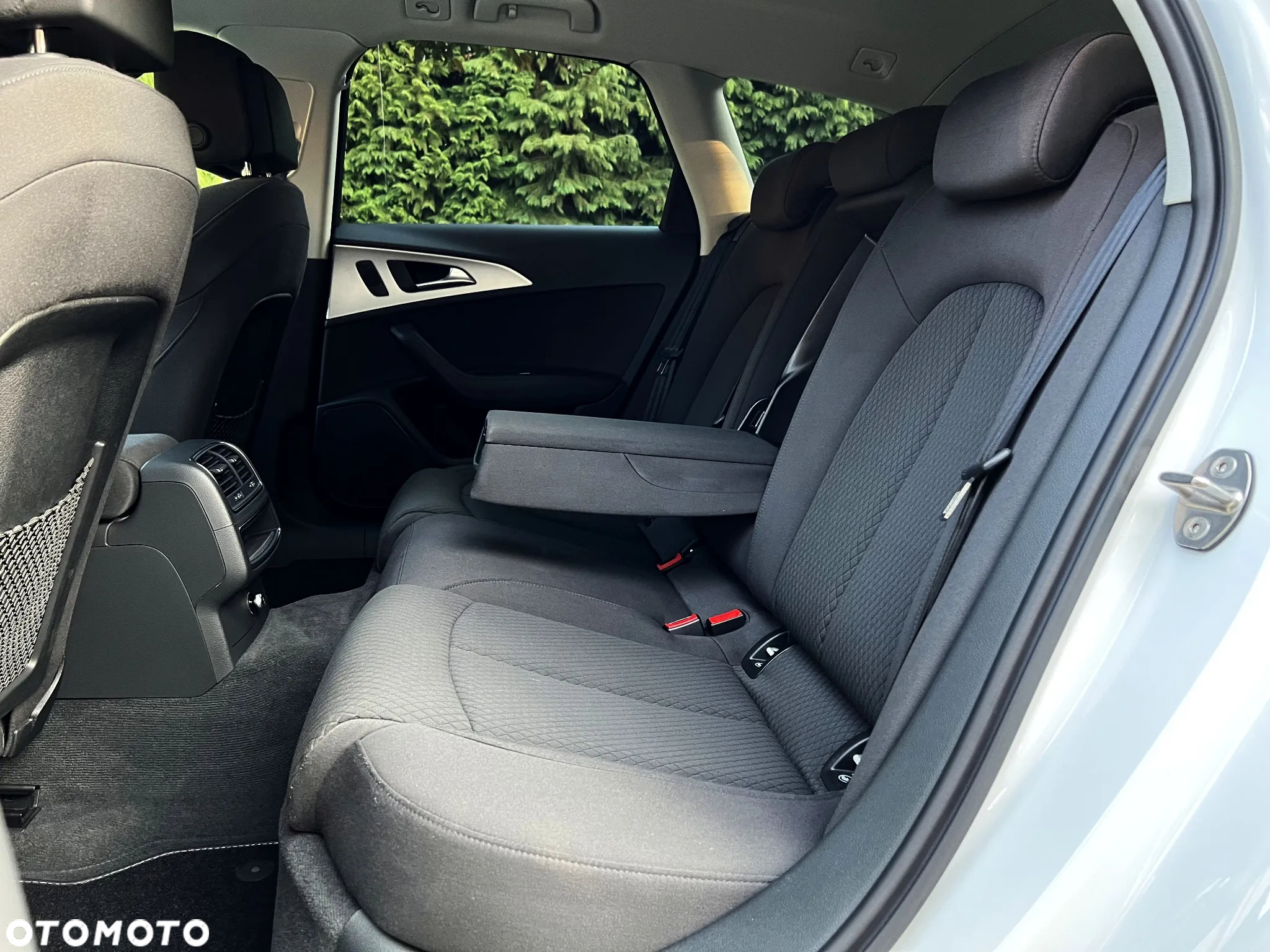 Audi A6 Avant 2.0 TDI Ultra - 22