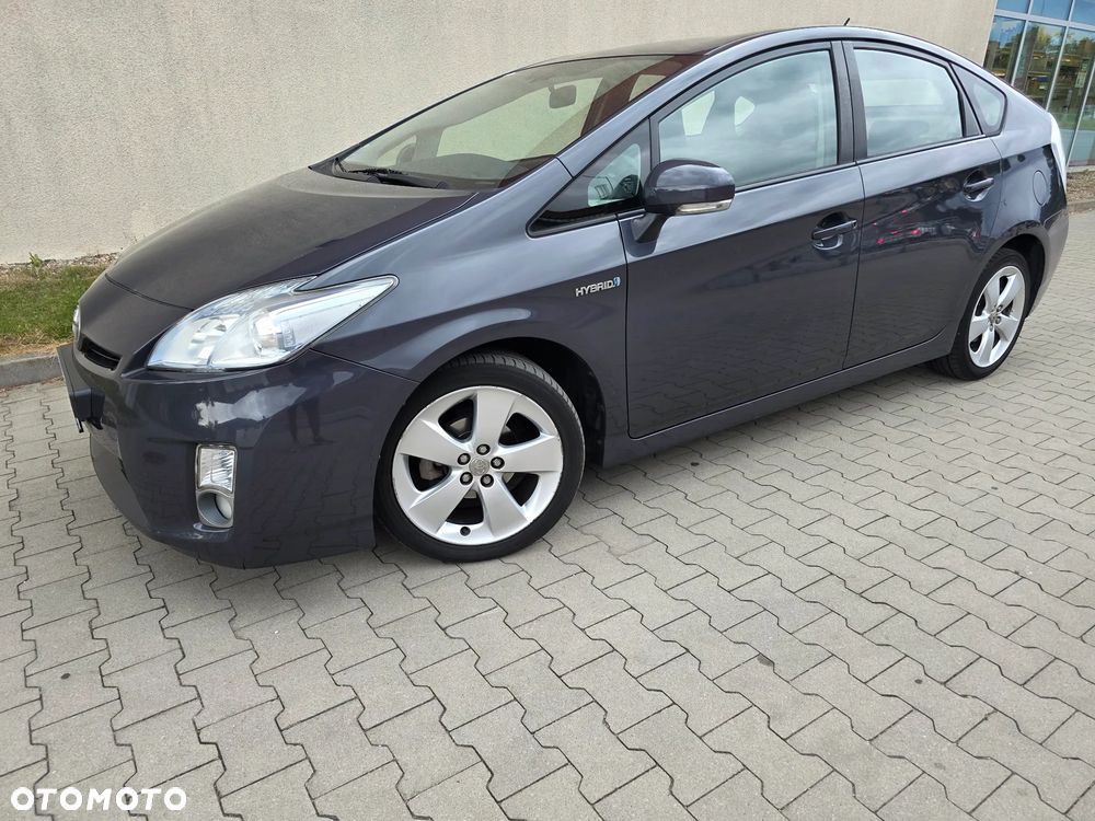 Toyota Prius - 2