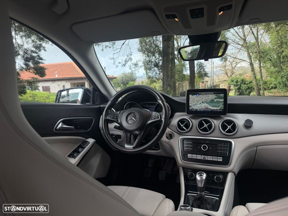 Mercedes-Benz CLA 180 d Shooting Brake Urban - 26
