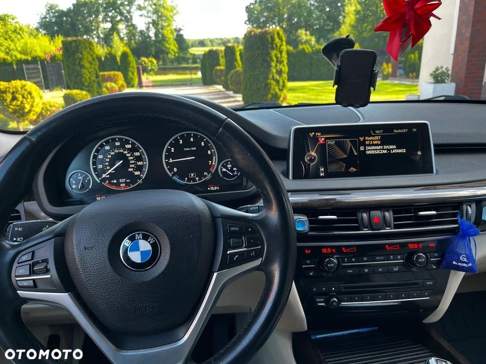 BMW X5 xDrive35i - 13