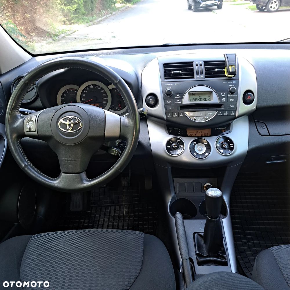 Toyota RAV4 2.0 4x4 Sol - 12
