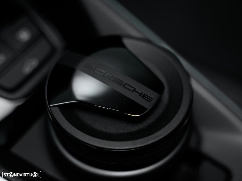 Porsche 911 Turbo S PDK — fotografia 28