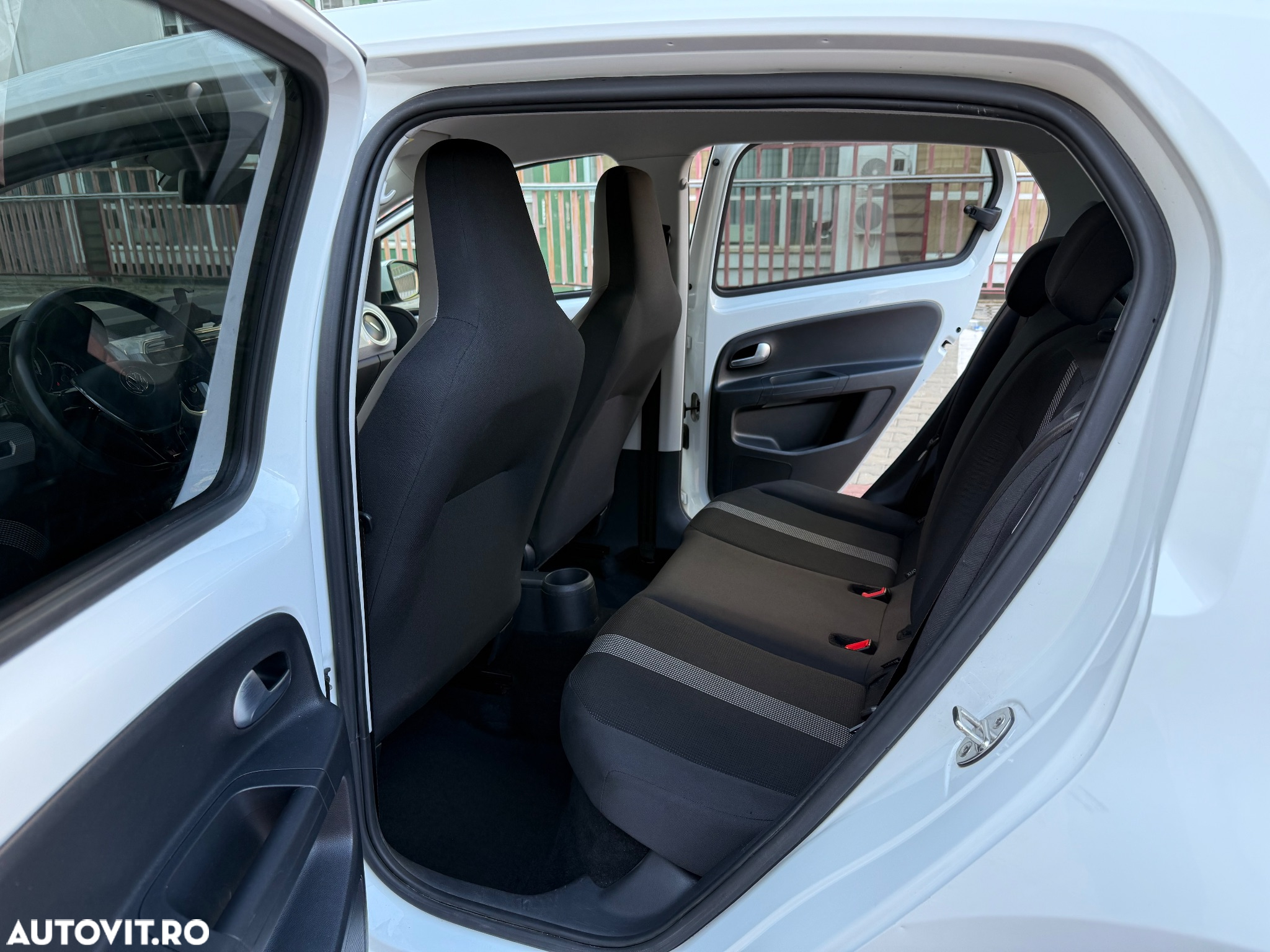 Volkswagen up! e-up! 32.3 kWh - 10