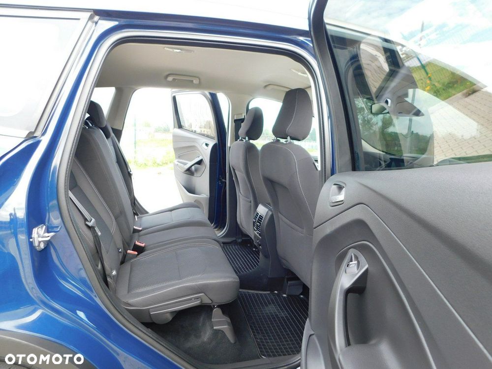 Ford Kuga 2.0 TDCi FWD Titanium - 10