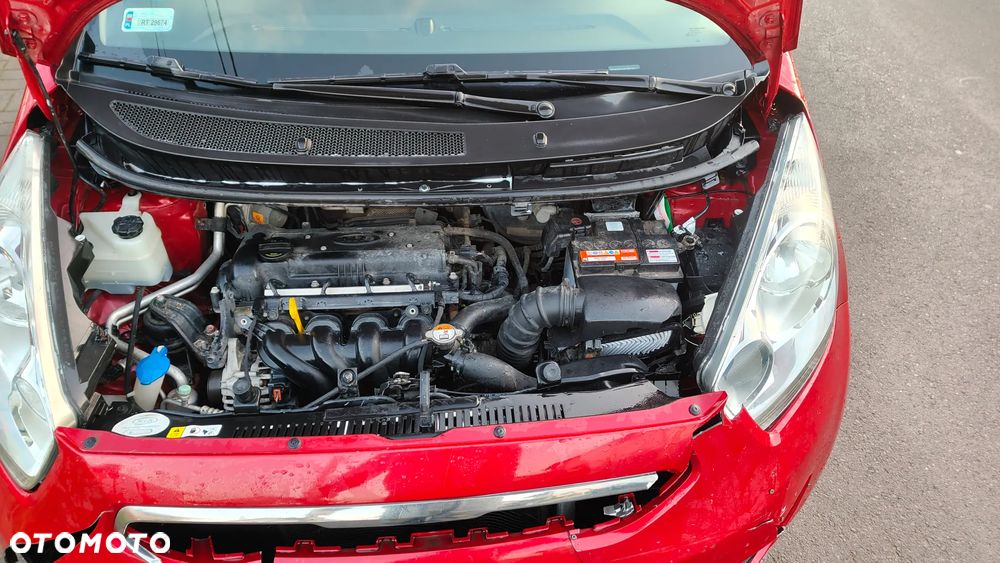 Kia Venga 1.6 M - 11