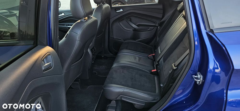 Ford Kuga 2.0 TDCi 4x4 ST-Line - 7