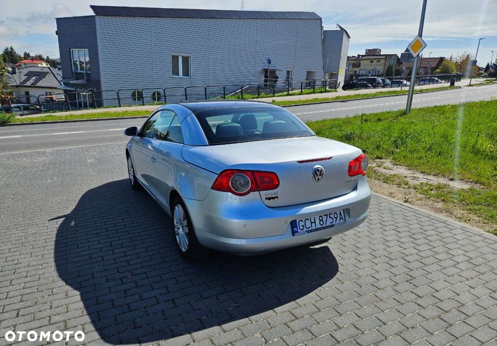 Volkswagen Eos - 4