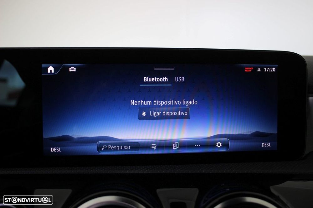 Mercedes-Benz A 250 e AMG Line - 27