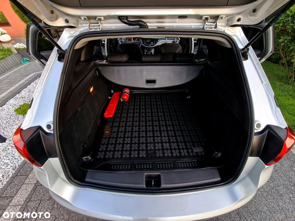 Opel Astra 1.6 CDTI Elite - 34