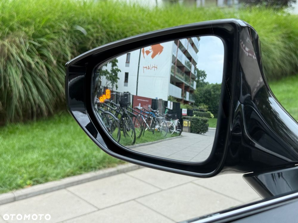 Lexus UX 250h F Sport 2WD - 34