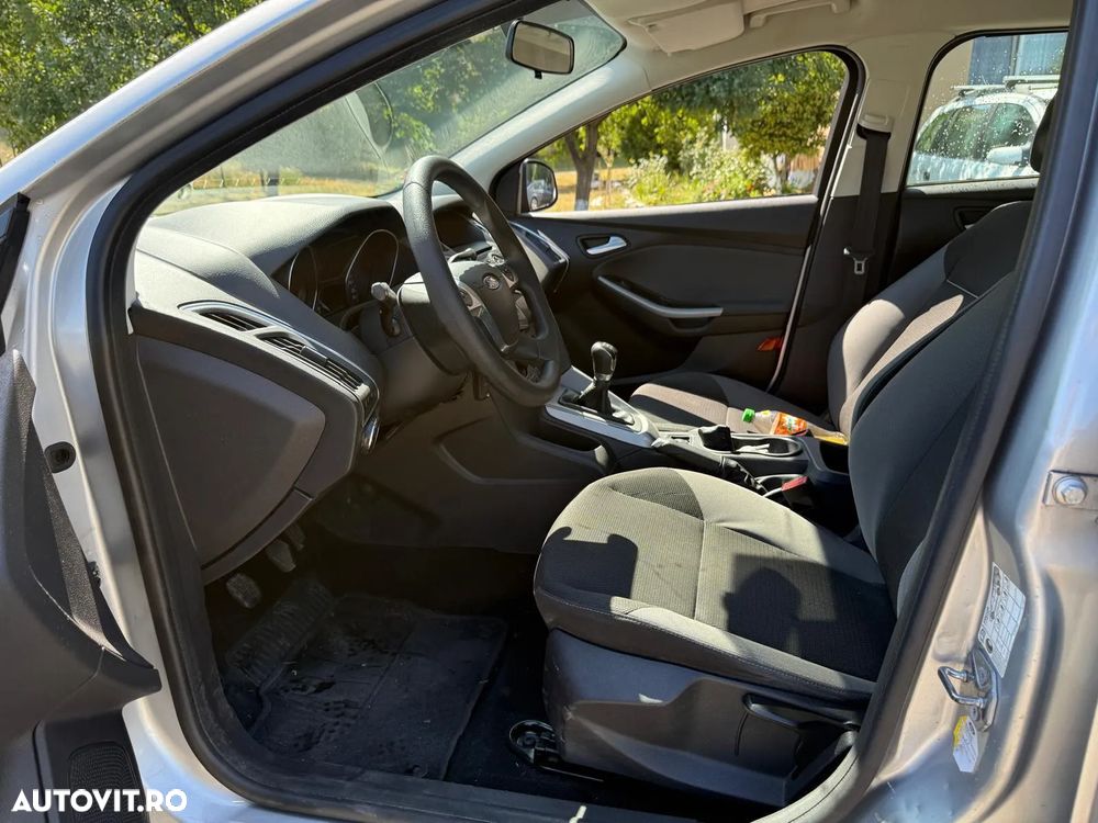 Ford Focus - 5