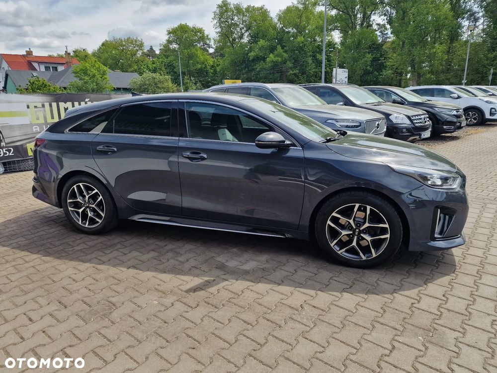 Kia ProCeed 1.6 CRDi GT Line DCT - 11