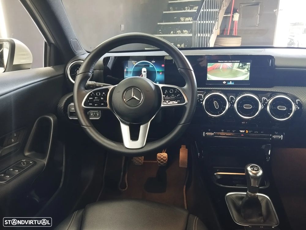 Mercedes-Benz A 180 d Style — fotografia 14