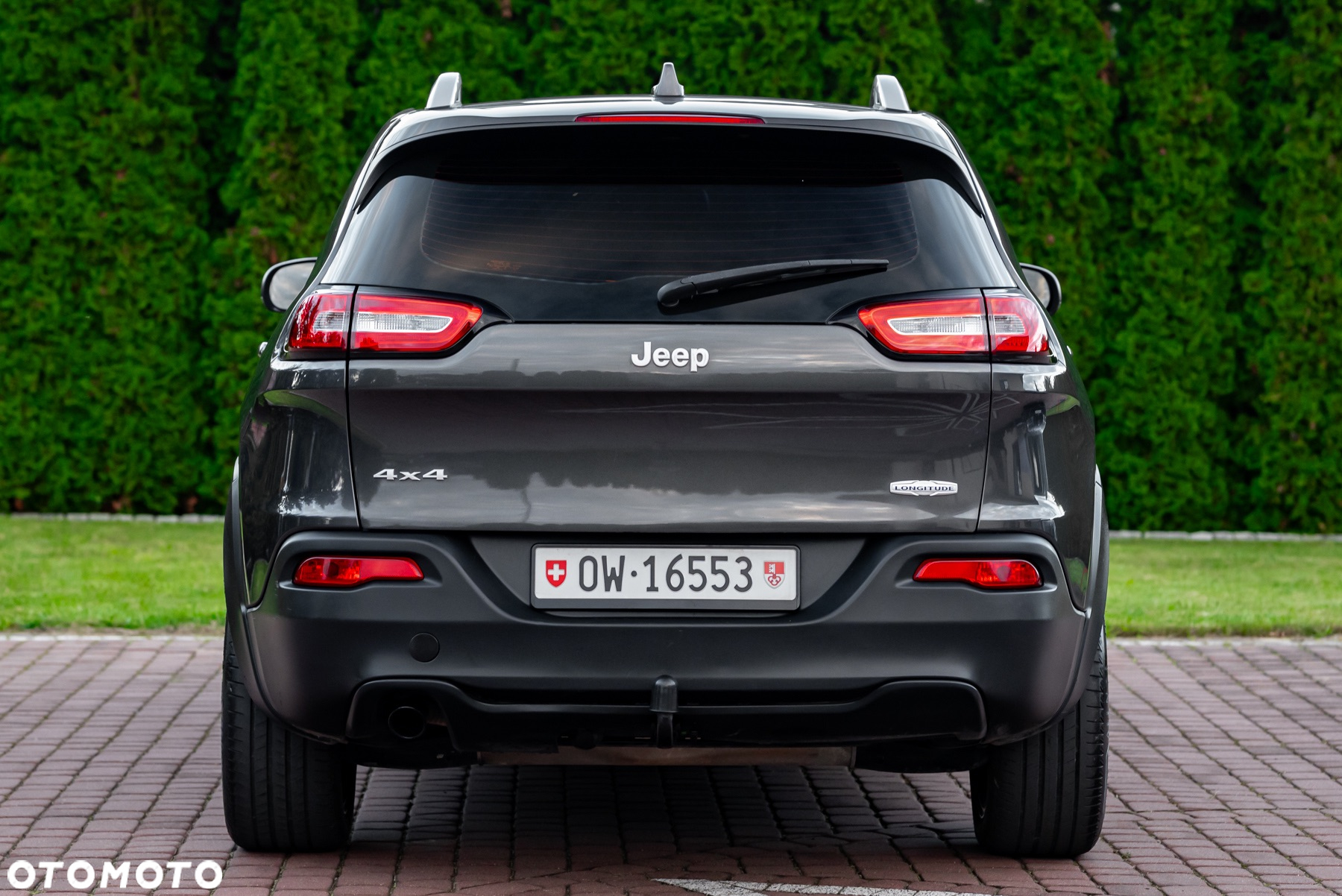 Jeep Cherokee - 8