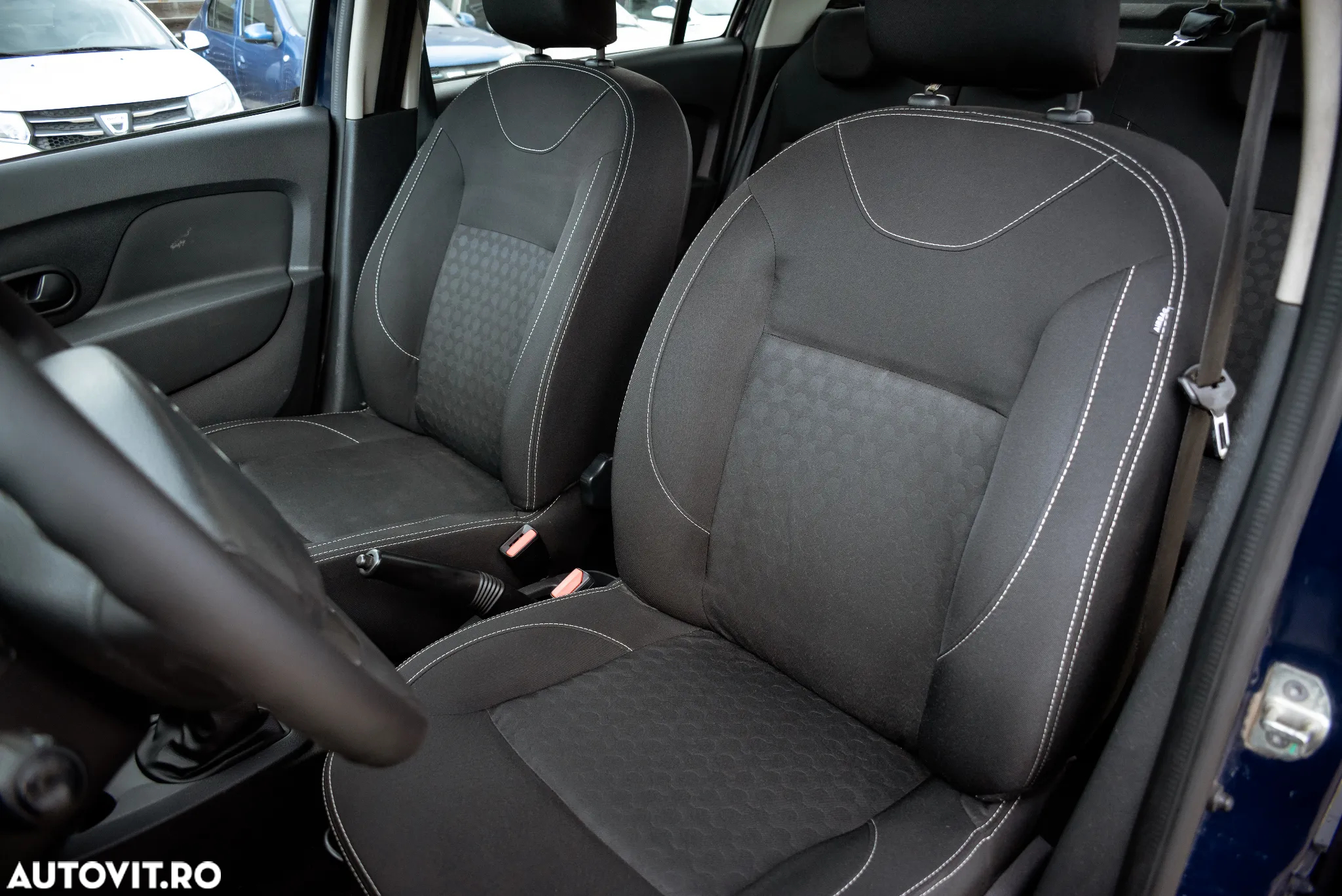 Dacia Logan 1.2 75CP Laureate - 13