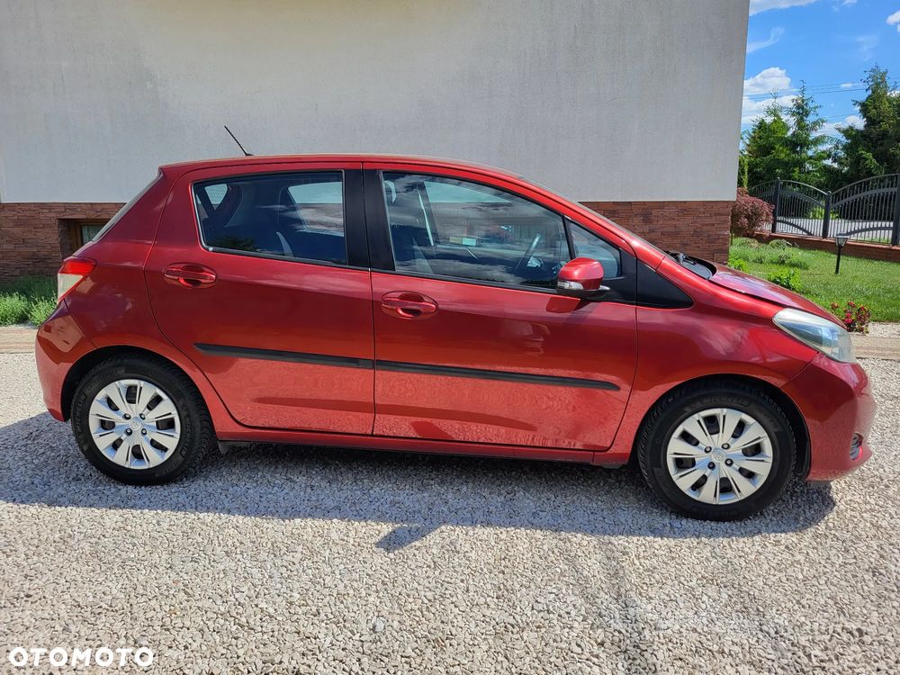 Toyota Yaris 1.33 Premium - 9